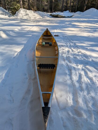 Wenonah Minnesota 3 Ultralight Kevlar Canoe #304