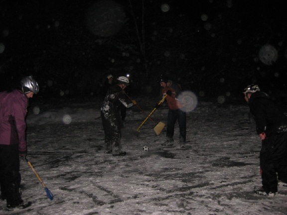 broomball1_1_12.jpg