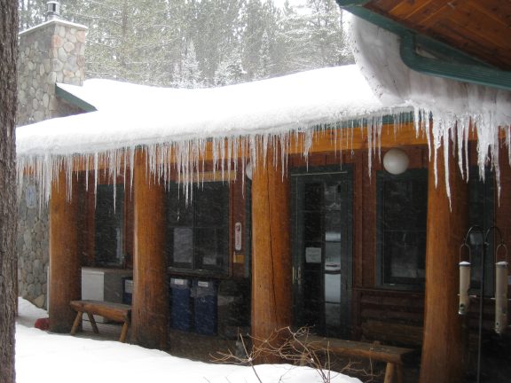 icicles4_17_14.jpg